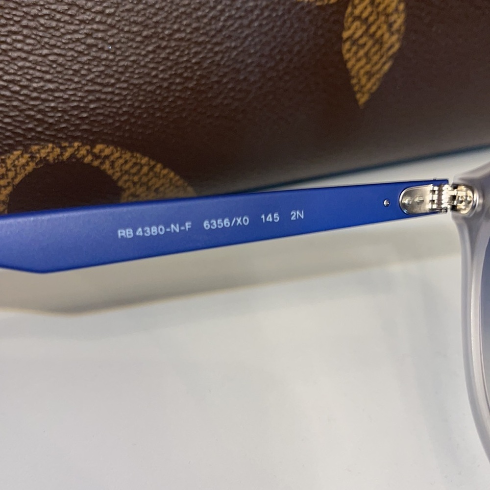 RayBan Sunglasses - Picture 3 of 5